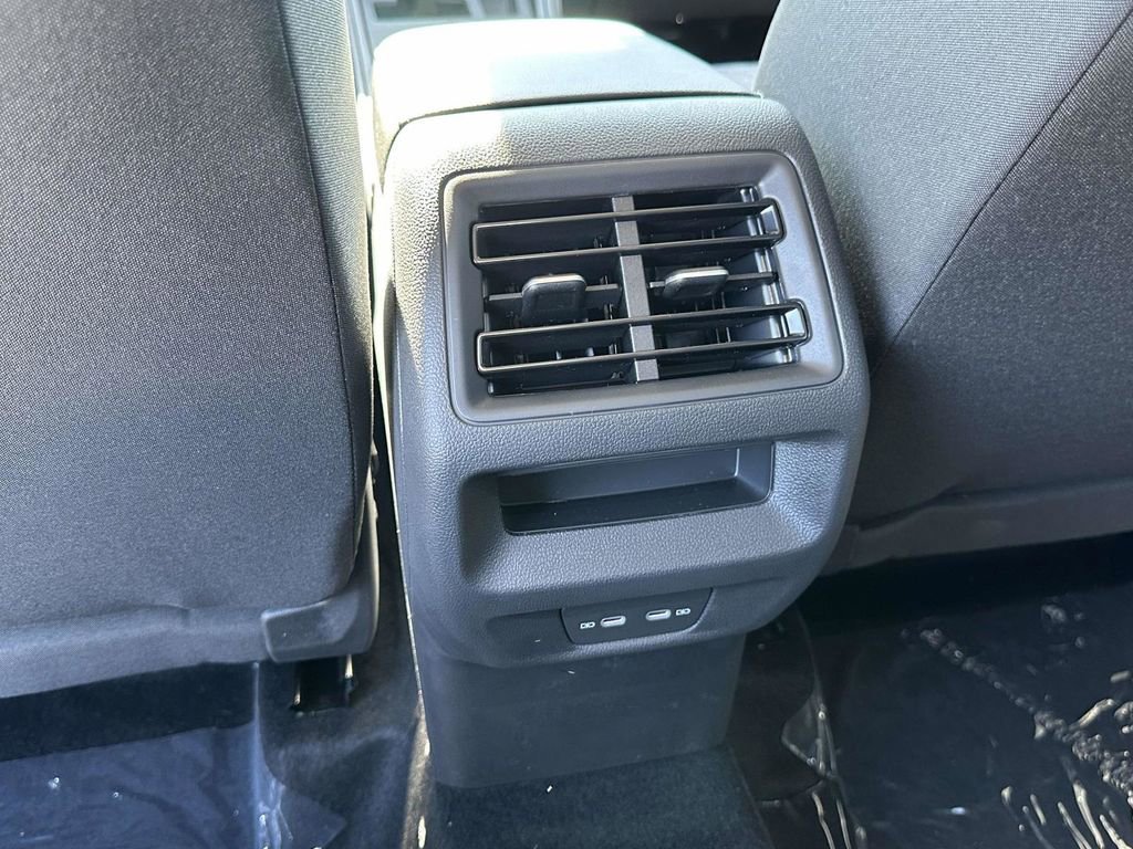 New 2025 Volkswagen Tiguan S image 10