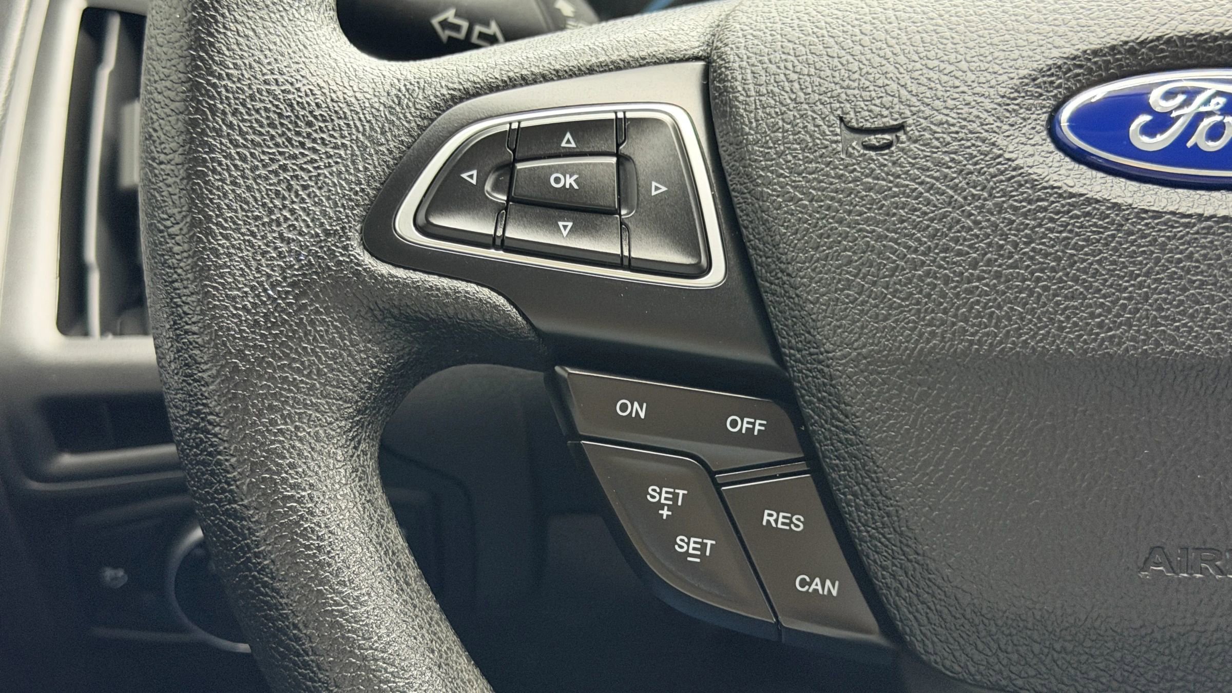 Used 2015 Ford Focus SE image 19