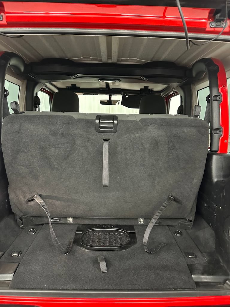 Used 2018 Jeep Wrangler Rubicon w/ Uconnect 4C Nav & Sound Group AWD/4WD image 24