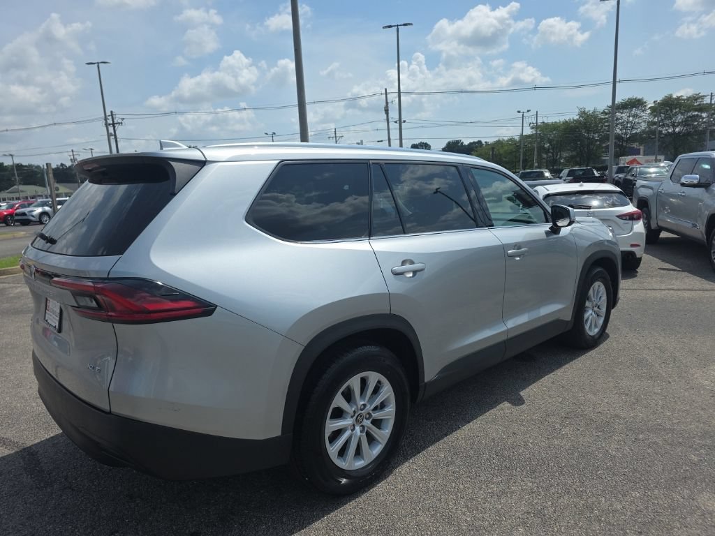 Used 2025 Toyota Grand Highlander AWD image 5