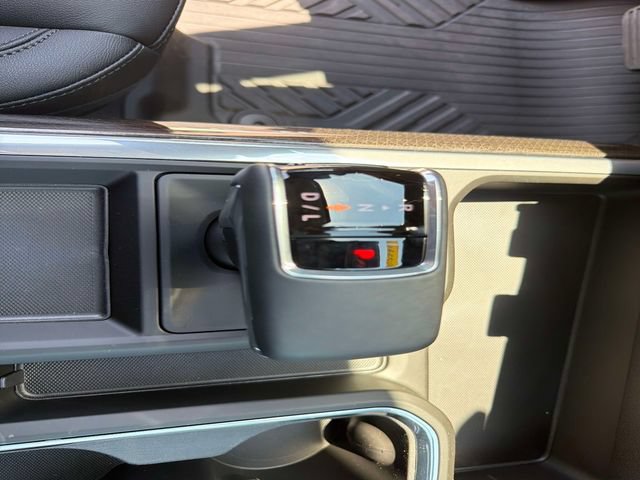 New 2026 Chevrolet Silverado 1500 RST w/ RST All Star Premium Package AWD/4WD image 32