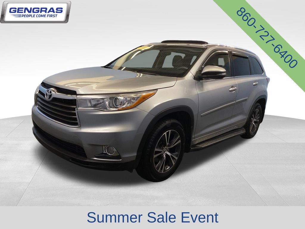 Used 2016 Toyota Highlander XLE w/ Protection Package #3 AWD/4WD image 4