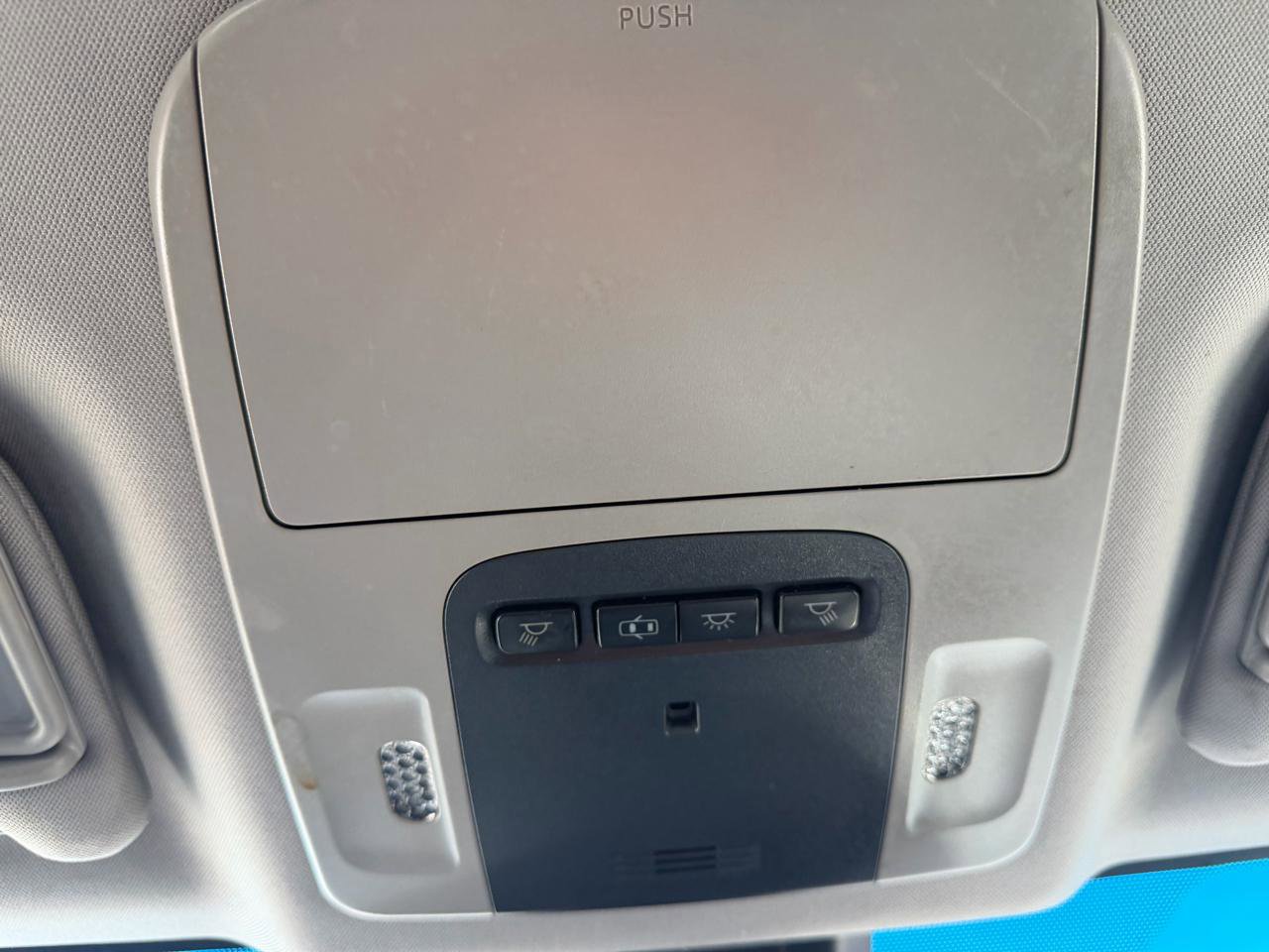 Used 2018 Toyota Camry XSE FWD image 20