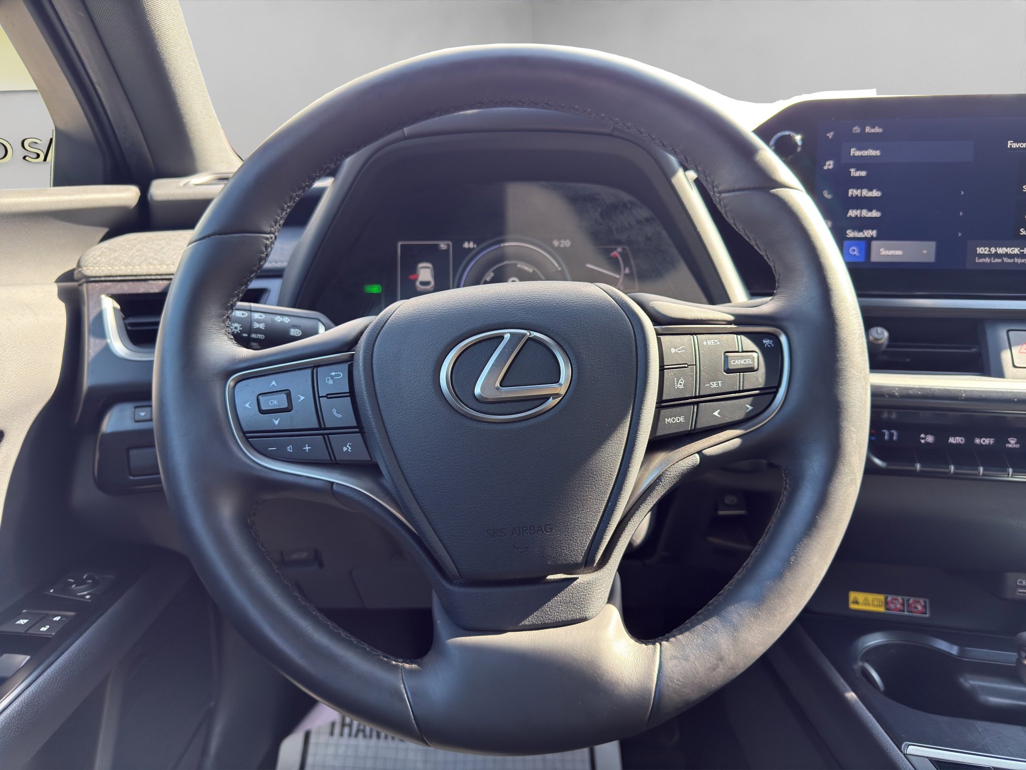 Used 2023 Lexus UX 250h AWD w/ Accessory Package (Z1) image 10