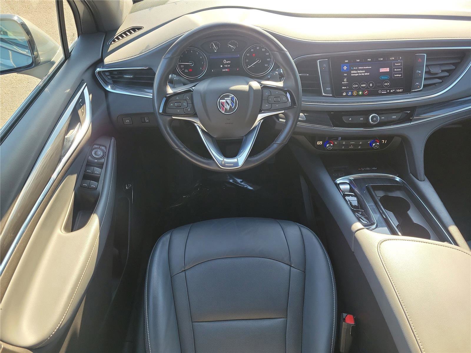 Used 2024 Buick Enclave Essence w/ Sport Touring Edition image 10