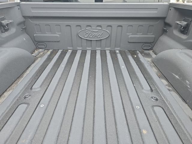 Used 2017 Ford F150 Lariat w/ Equipment Group 501A Mid image 19