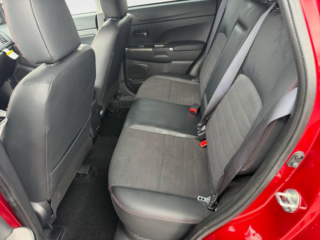 Used 2026 Mitsubishi Outlander Sport SE AWD/4WD image 24