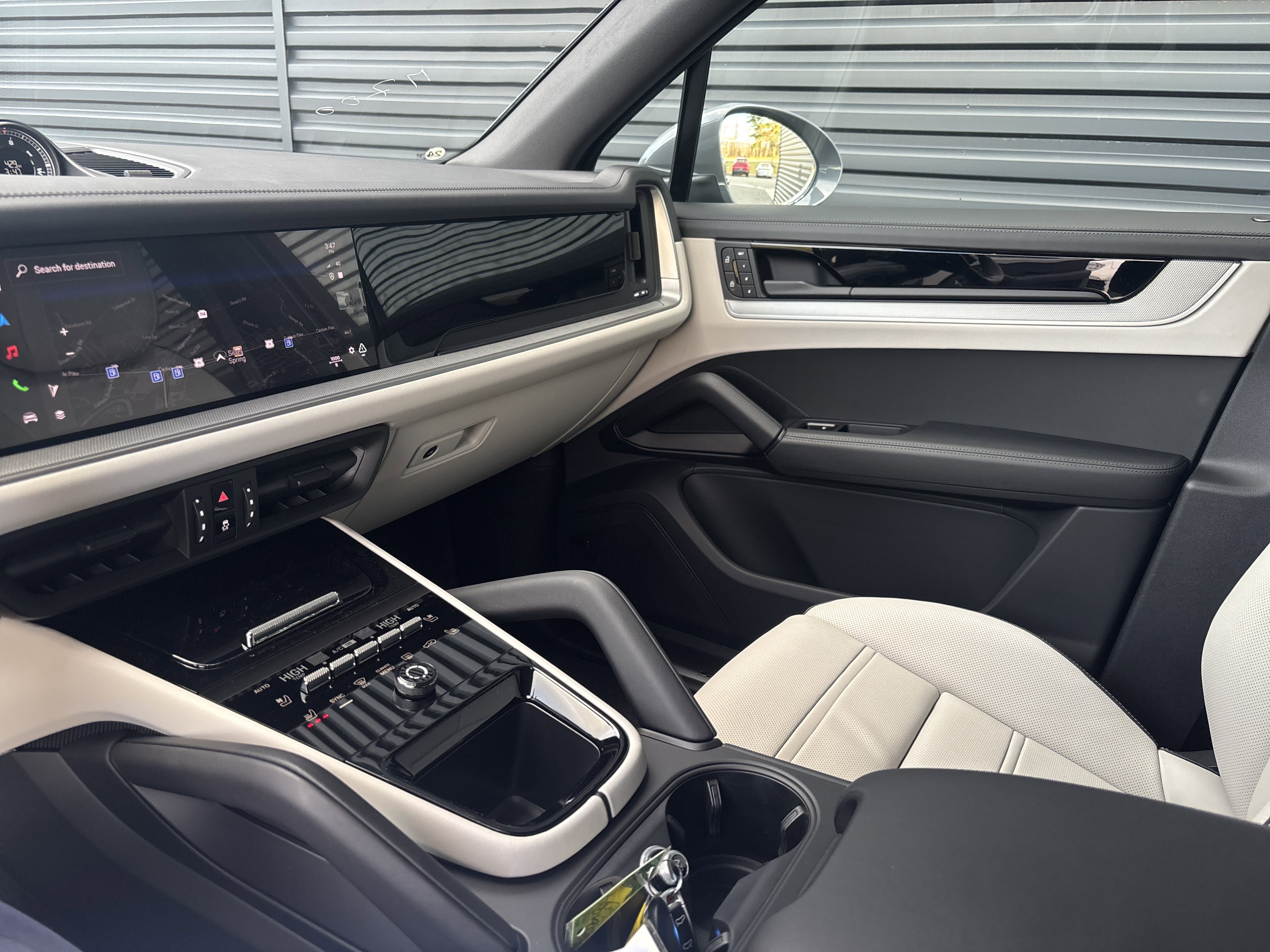 New 2026 Porsche Cayenne S image 22