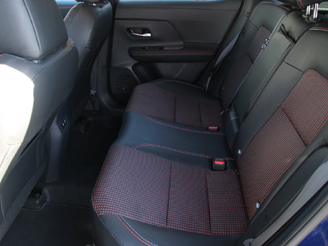 Certified 2025 Nissan Kicks SR AWD/4WD image 25
