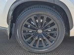 Used 2024 Toyota Highlander XSE image 11
