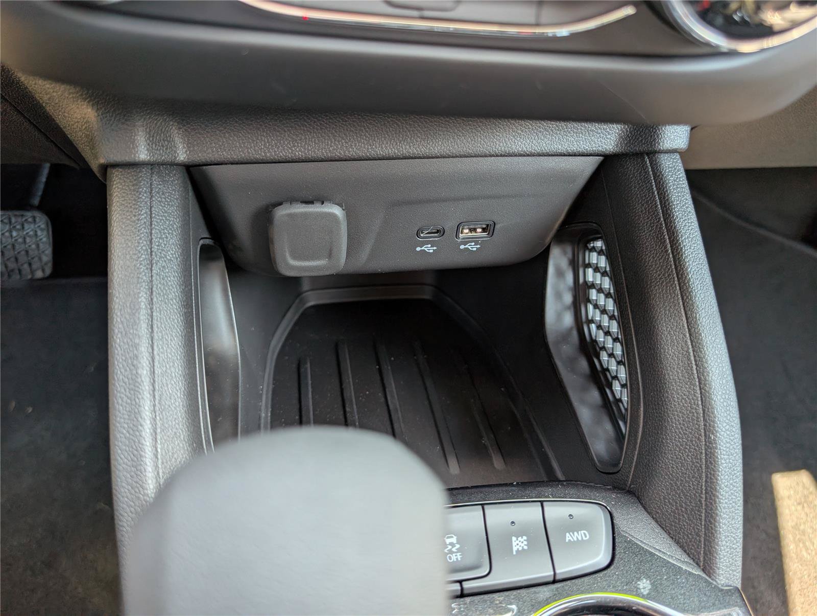 New 2026 Chevrolet TrailBlazer LS AWD/4WD image 19
