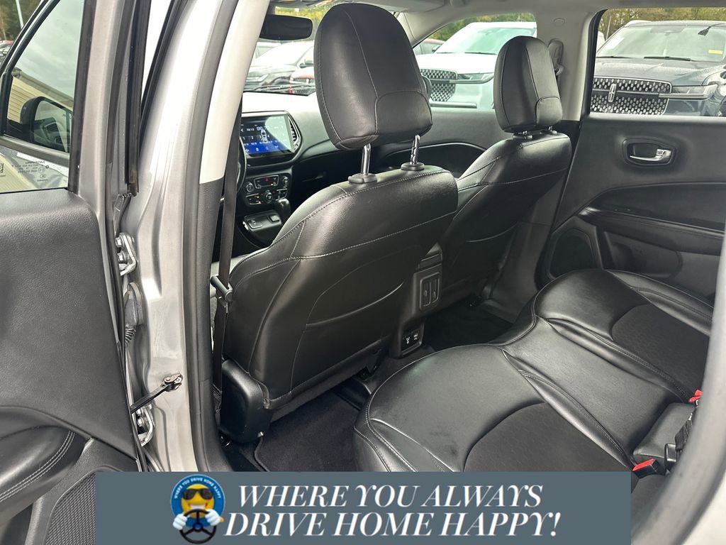 Used 2020 Jeep Compass Latitude FWD image 25