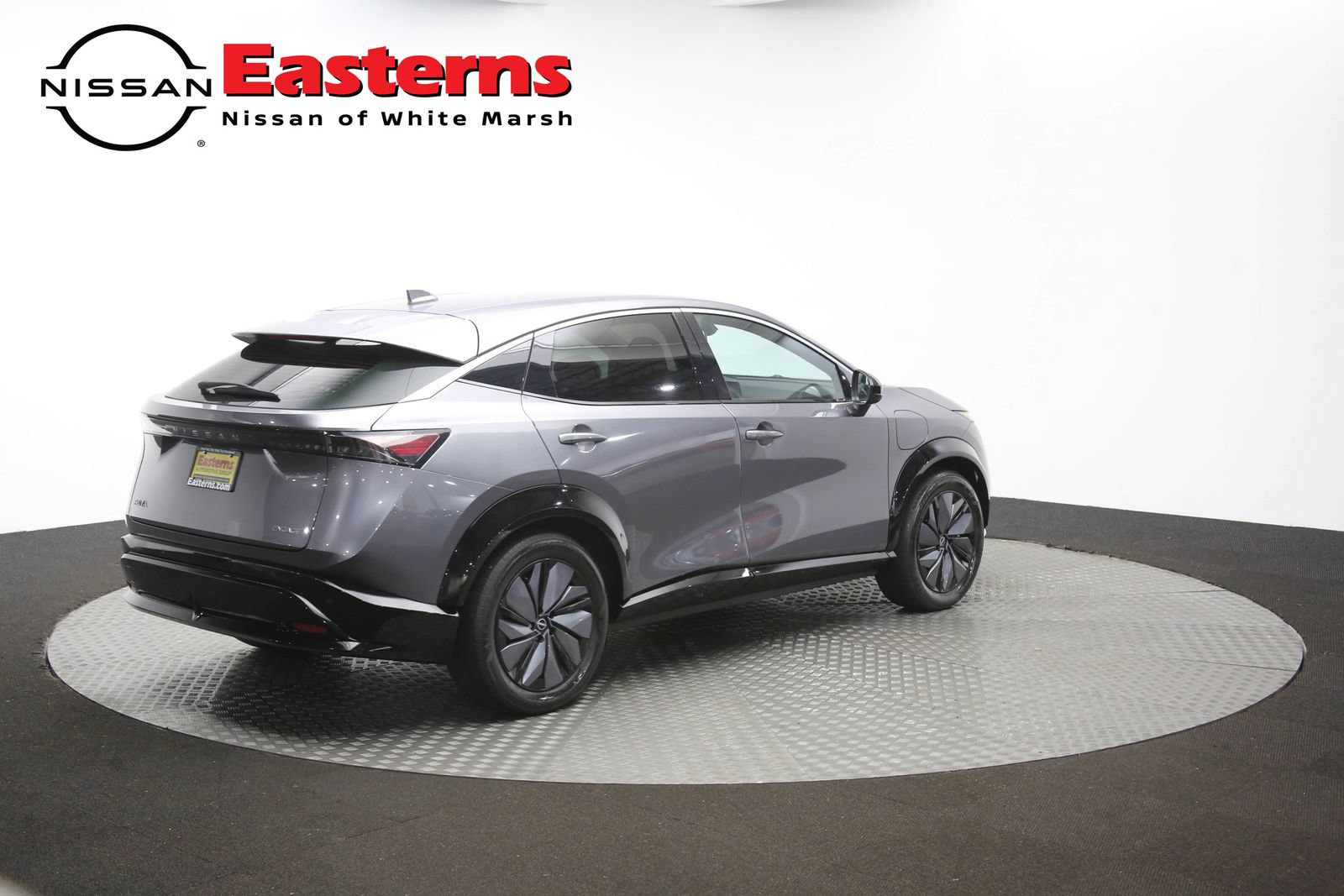 Used 2023 Nissan Ariya FWD image 41