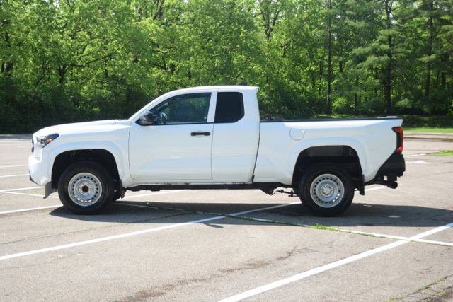 Used 2024 Toyota Tacoma SR w/ Towing Package RWD image 19