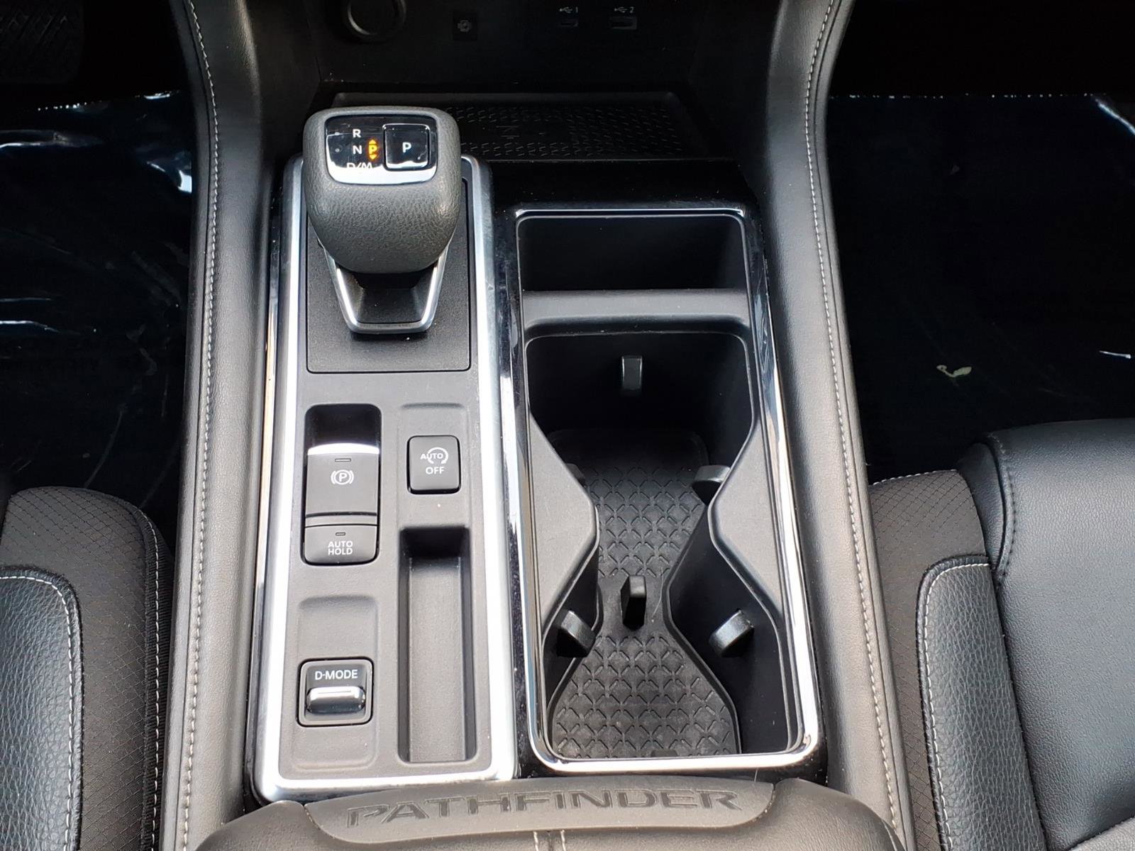 Used 2023 Nissan Pathfinder SL FWD image 24