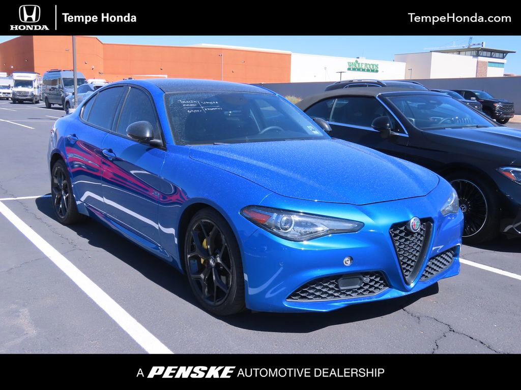 Used 2019 Alfa Romeo Giulia w/ Nero Edizione