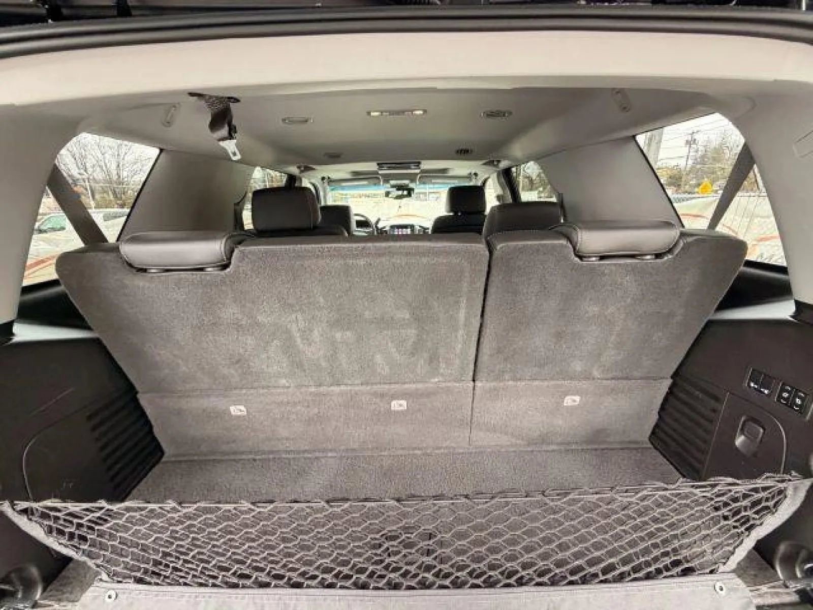 Used 2016 Chevrolet Tahoe LTZ image 18