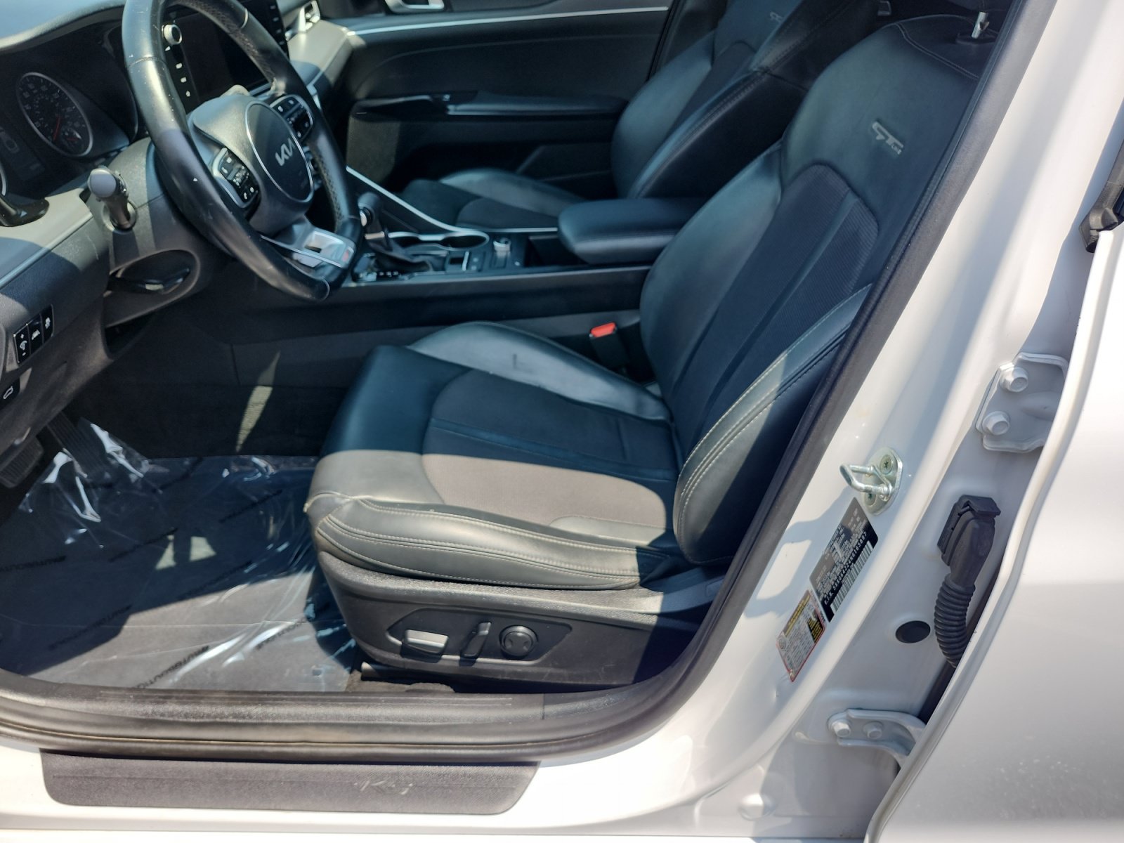 Used 2022 Kia K5 GT-Line FWD image 9
