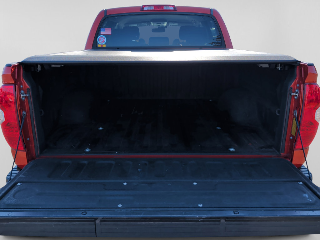 Used 2018 Toyota Tundra SR5 w/ SR5 Upgrade Package AWD/4WD image 38