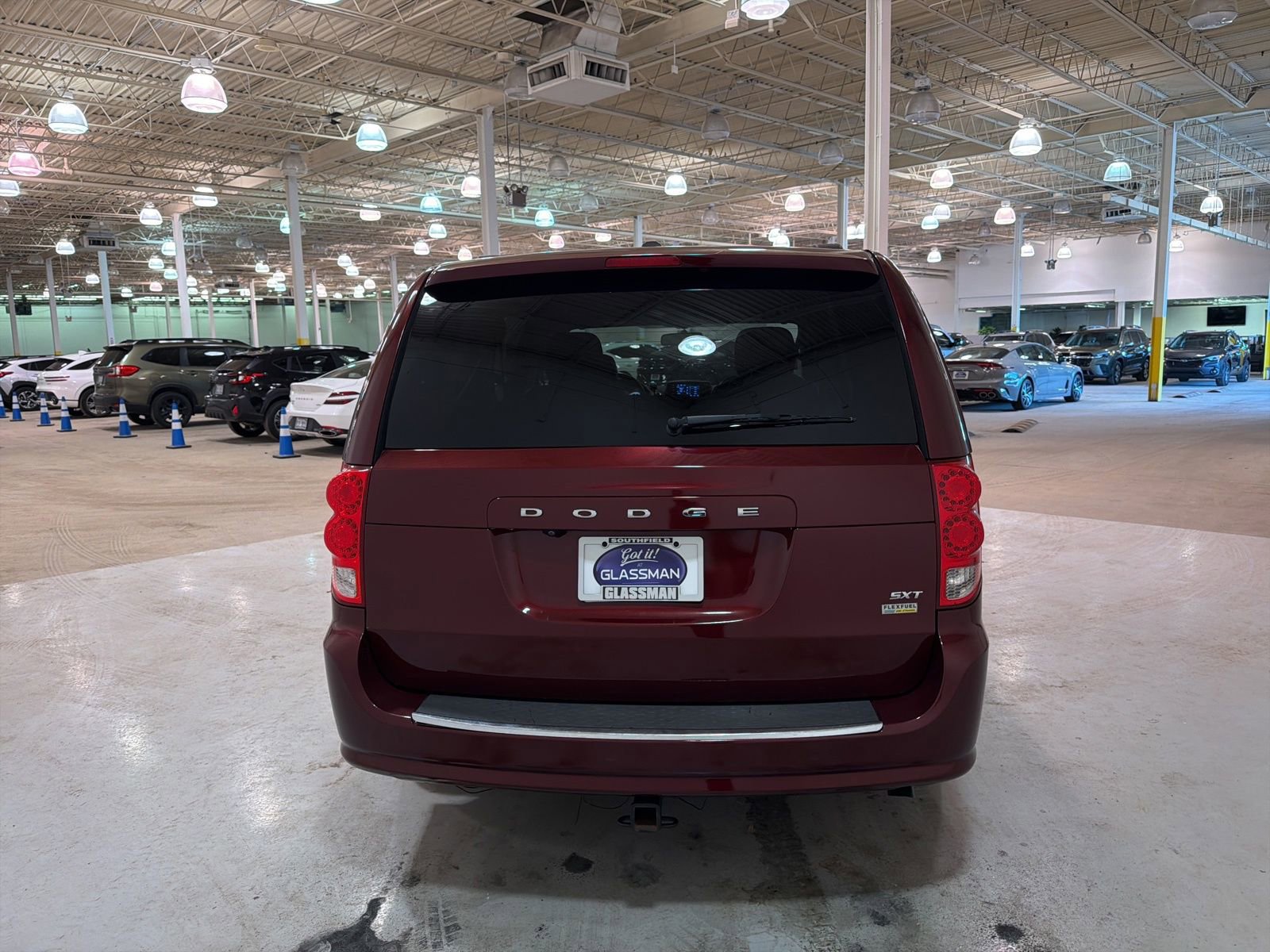 Used 2018 Dodge Grand Caravan SXT image 4