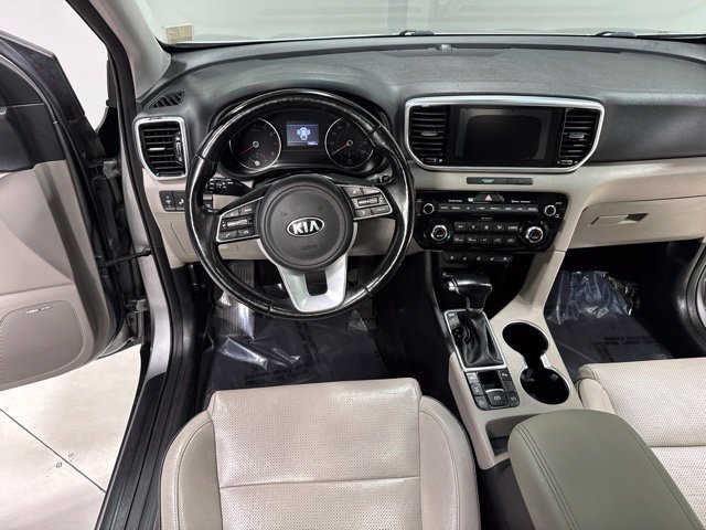 Used 2020 Kia Sportage EX w/ Option Group 15 AWD/4WD image 17