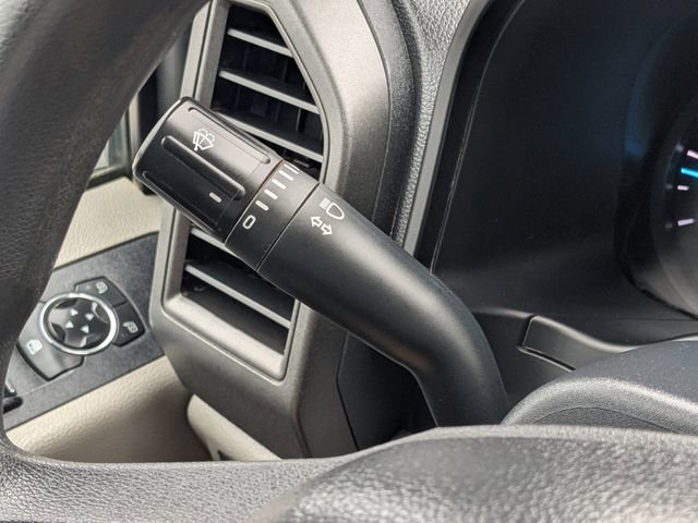 Used 2022 Ford F250 XL w/ Power Equipment Group image 23