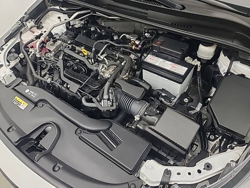 Used 2023 Toyota Corolla SE image 39