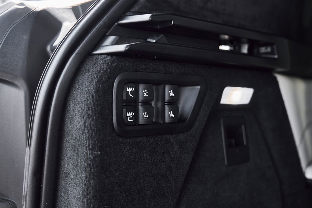 Used 2023 BMW ALPINA XB7 image 20