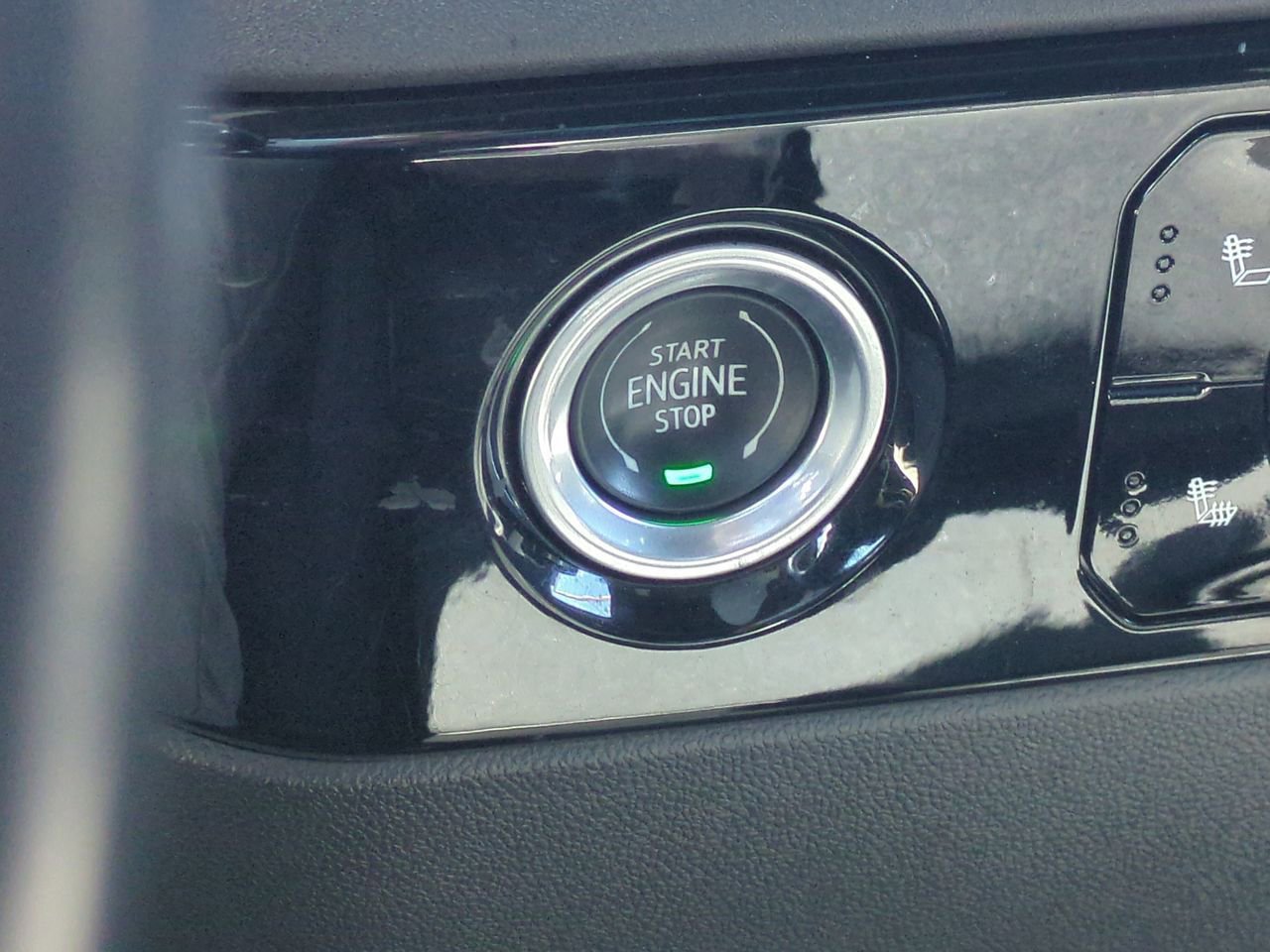 Used 2022 GMC Sierra 1500 Elevation image 17