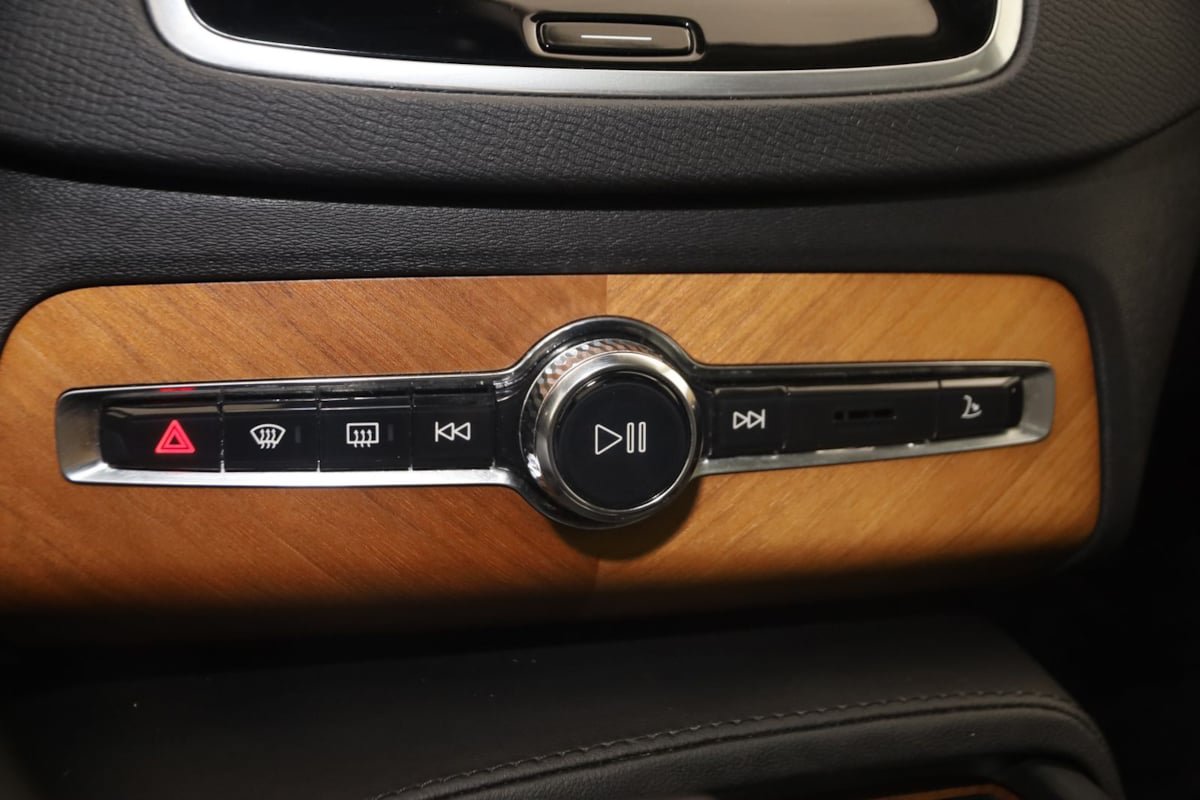 Used 2023 Volvo XC90 B6 Plus w/ Protection Package Premier AWD/4WD image 31