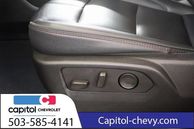 Used 2025 Chevrolet Suburban RST w/ Comfort Package AWD/4WD image 14