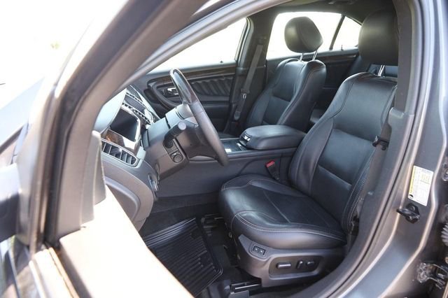 Used 2014 Ford Taurus Limited w/ Equipment Group 301A FWD image 9