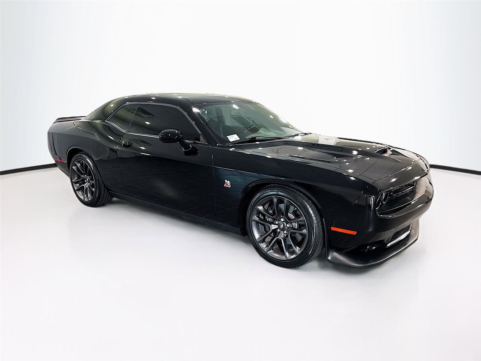 Used 2021 Dodge Challenger R/T Scat Pack w/ Plus Package RWD image 29