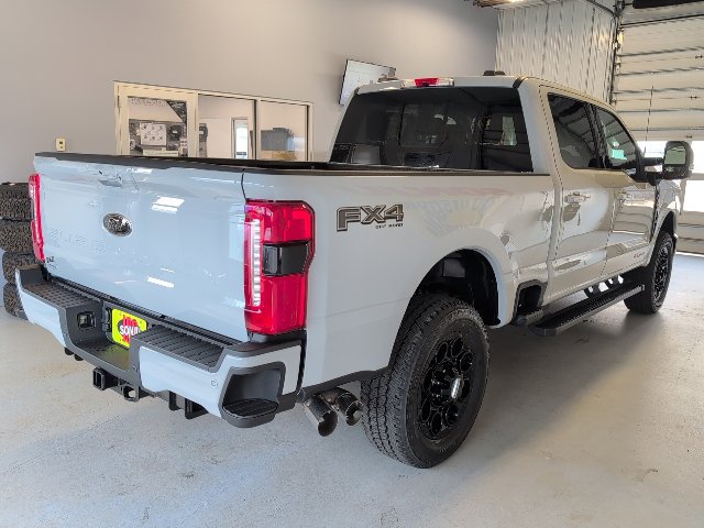 New 2026 Ford F350 Lariat w/ Black Appearance Package AWD/4WD image 4