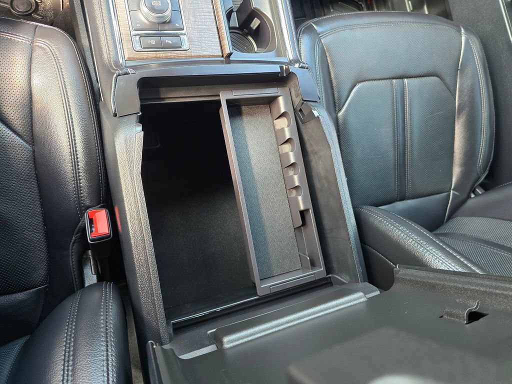 Used 2021 Ford Expedition Limited AWD/4WD image 28