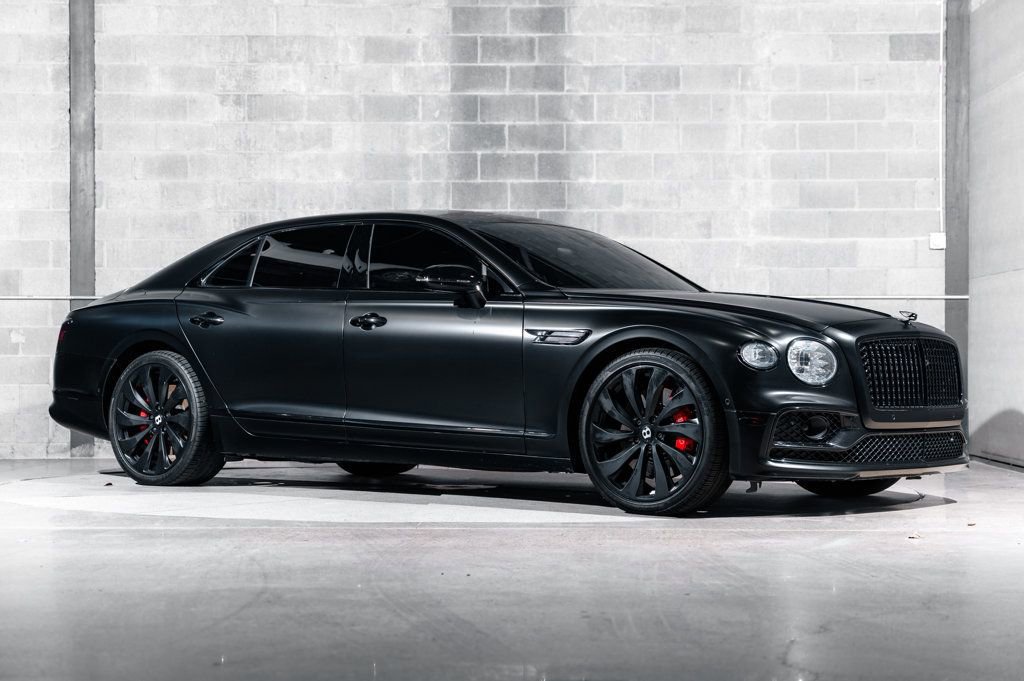 Used 2022 Bentley Flying Spur Plug-In Hybrid AWD/4WD image 33