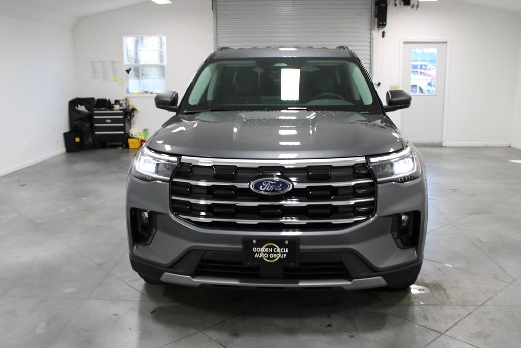 New 2026 Ford Explorer Active w/ Active Comfort Package image 2