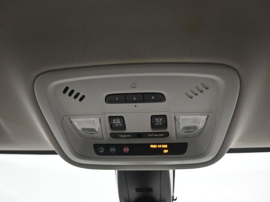 Used 2019 Chevrolet Traverse LT w/ LT Premium Package image 28