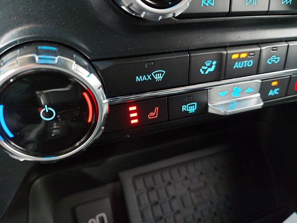 New 2025 Ford F150 XLT image 4