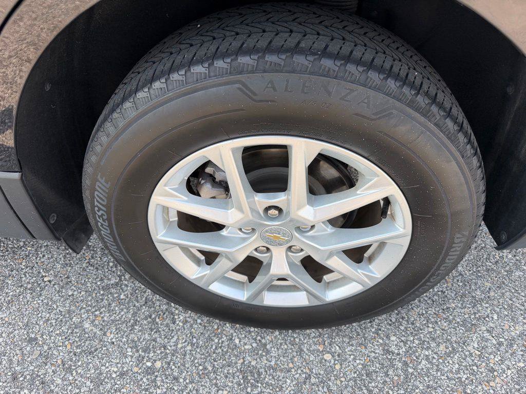 Used 2024 Chevrolet Equinox LT AWD/4WD image 28