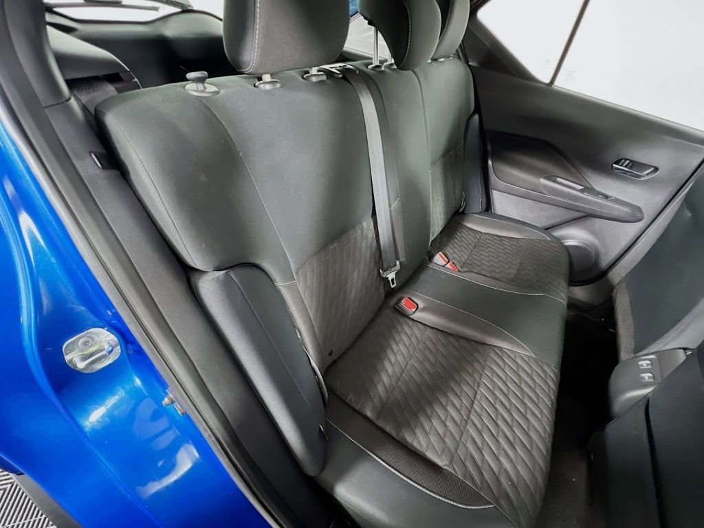 Used 2021 Nissan Kicks SV image 24
