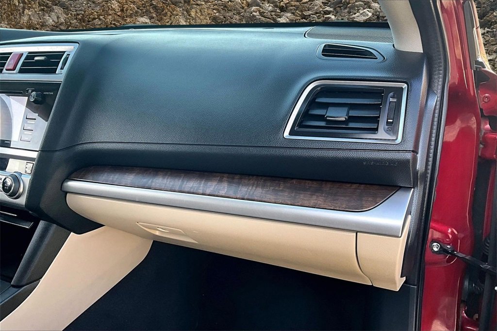 Used 2016 Subaru Outback 2.5i Limited image 15