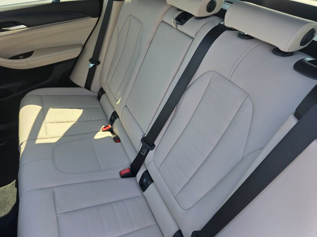 Certified 2024 BMW X3 xDrive30i w/ Premium Package image 16