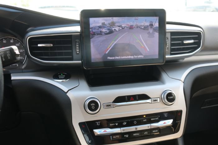 Used 2021 Ford Explorer XLT w/ Equipment Group 202A image 6