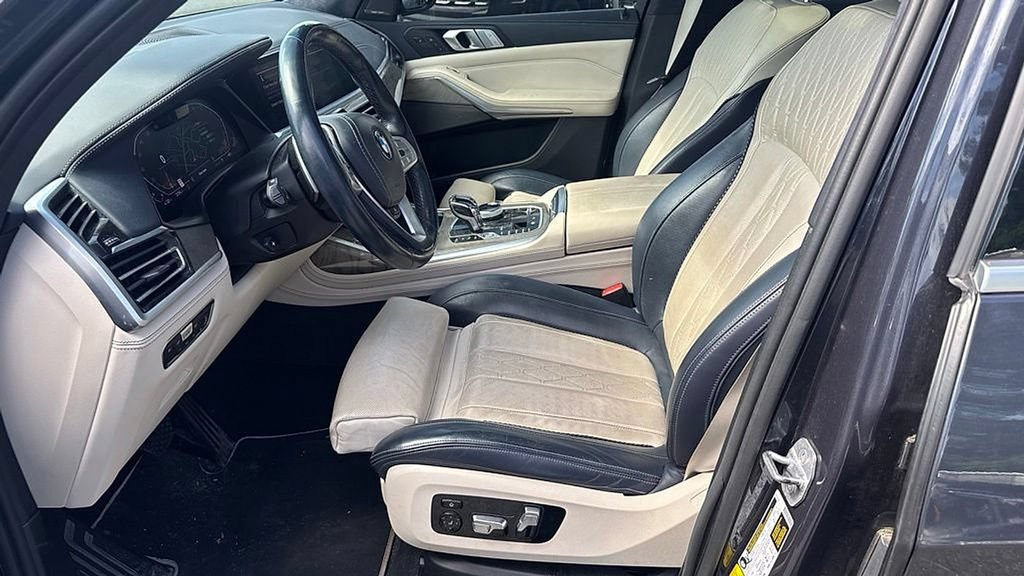 Used 2020 BMW X7 xDrive40i w/ Premium Package AWD/4WD image 10