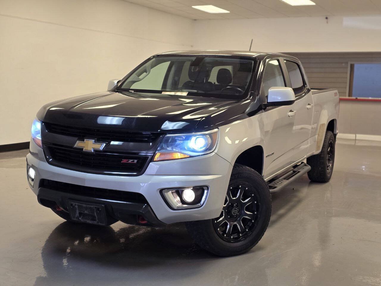 Used 2015 Chevrolet Colorado Z71 RWD image 1