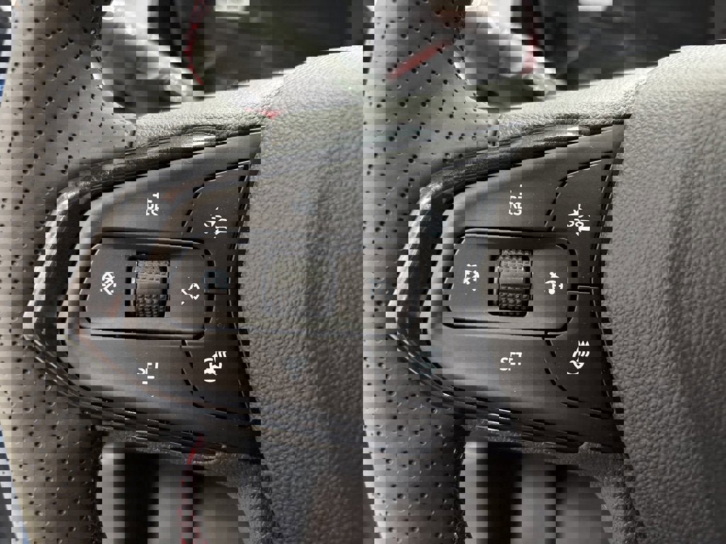 New 2026 Chevrolet Trax RS w/ Driver Confidence Package image 24