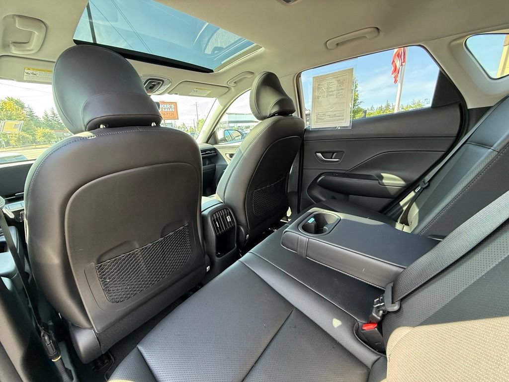 Certified 2025 Hyundai Kona Limited FWD image 15