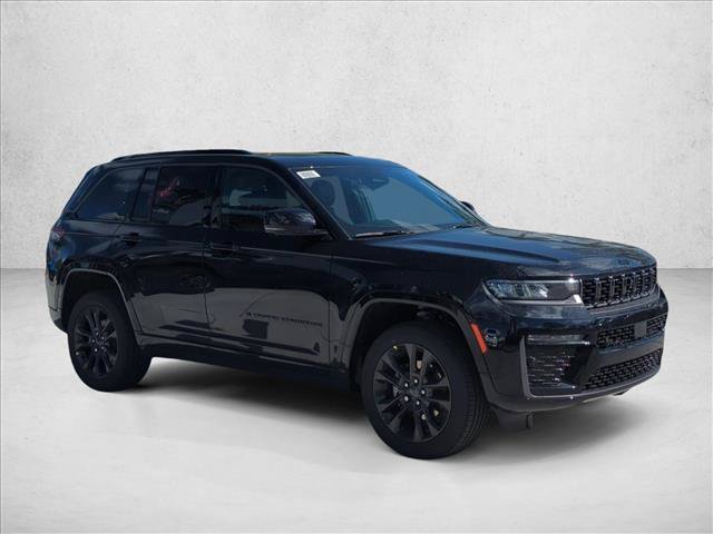 Used 2026 Jeep Grand Cherokee Limited AWD/4WD image 6