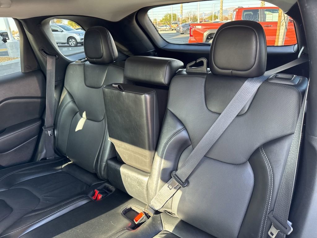 Used 2023 Jeep Cherokee Altitude Lux image 18